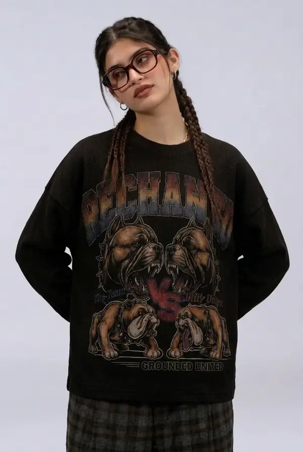 Bulldog Oversize Sweatshirt view 3
